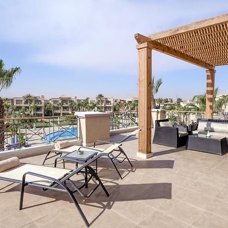 Jaz Little Venice Golf Resort Ain Sukhna Exterior foto Rooftop at the Hilton Sharm El Sheikh